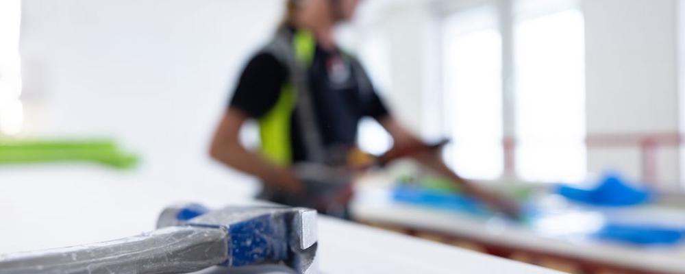 Andelen sökande till gymnasieskolans bygg- och anläggningsprogram ökar. Pressbild: Byggföretagen