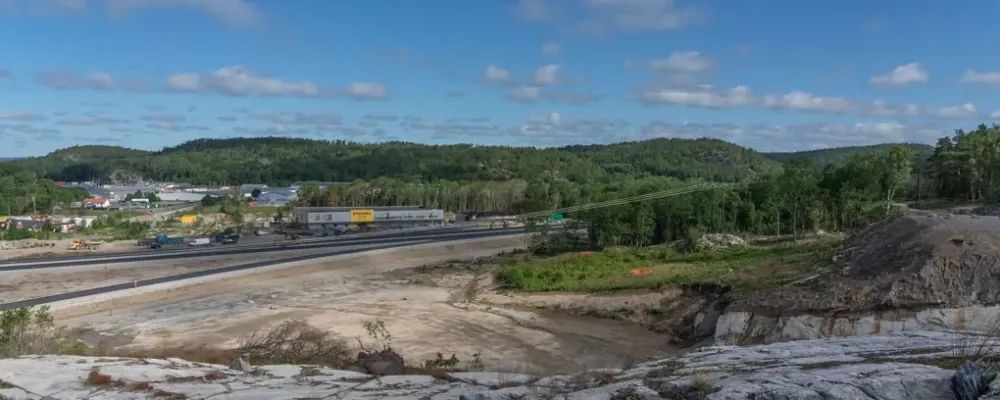Den 5 juli 2024 öppnades E6 för med åter samma kapacitet för trafik som innan skredet inträffade. Foto: Daniel Falk Trafikverket