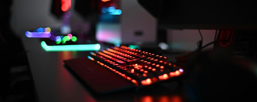 Upplyst tangentbord. Foto: ELLA DON / Unsplash