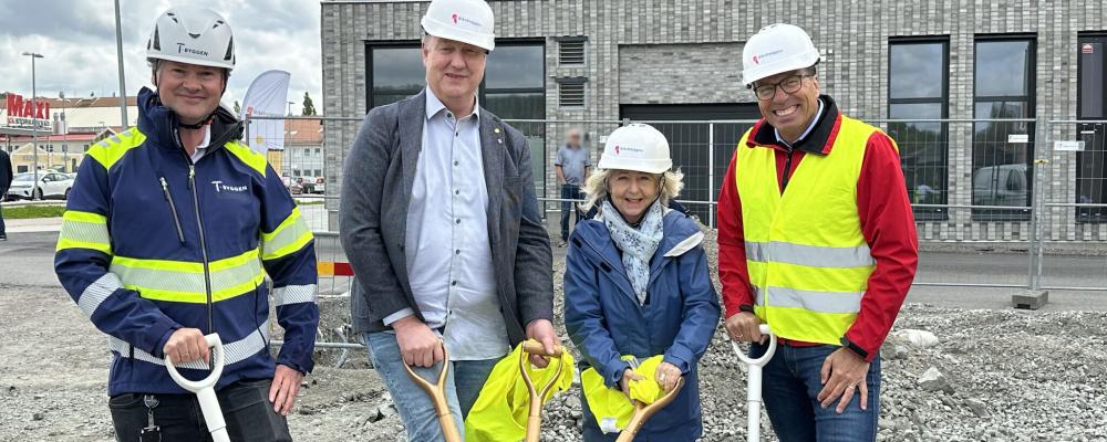 Första spadtaget brf Humlen. Pressbild: T-Byggen