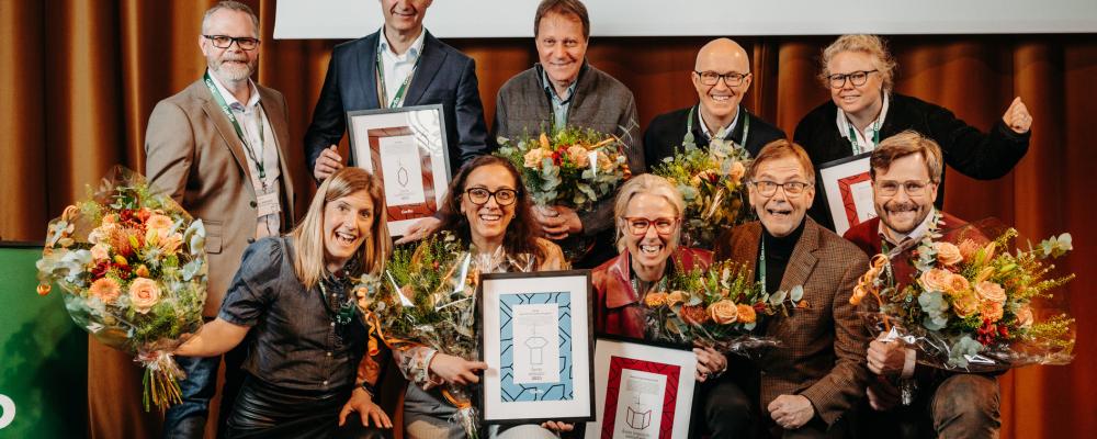 På GarBo-dagen 2026 delades utmärkelserna Årets initiativ, Årets branschsamarbete och Årets nollfelsaktör 2025 ut. På bilden vinnarna NFSB Nätverk för seriösa byggare, Projektet Robust egendomsskydd och LB-Hus. Foto: Linda Eliasson