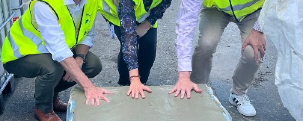 Patentskyddad metod för mobil produktion av cementbaserad isolering. Pressbild: Cemfoam AB