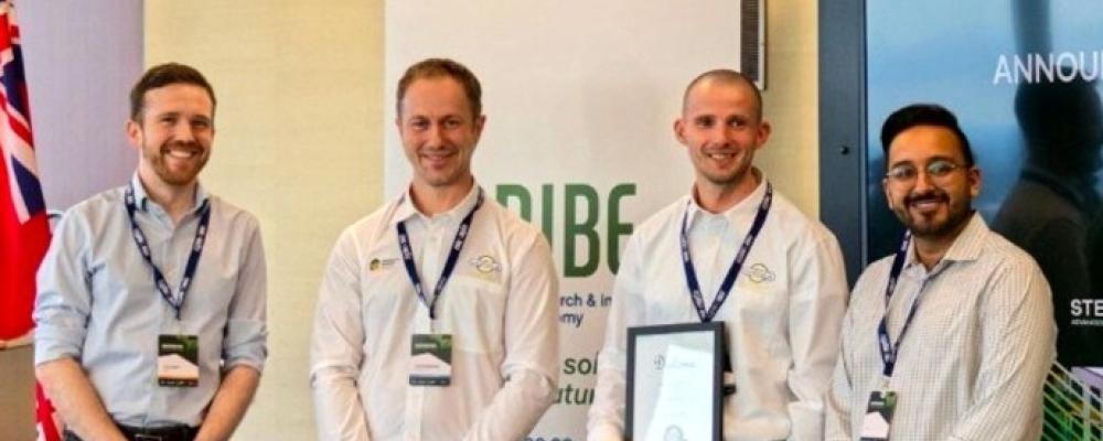 Svenska Termoträ vinnare i Bioboosters hackaton i Kanada. Pressbild: Paper Province