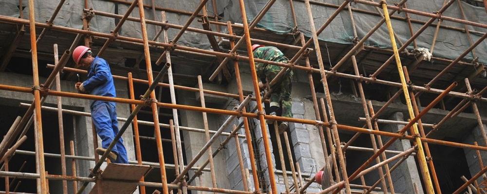 Livscykelprestanda handlar i grunden om att en byggnad ska vara tekniskt och funktionellt hållbar under lång tid och kunna anpassas till förändrade behov, samtidigt som de material som byggnaden består av kan tas till vara när den någon gång demonteras. Symbolbild: Creative Commons Lic. Kredit: Scaffold.