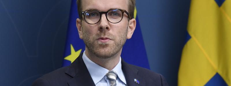 Marko Säävälä/TT: Bostadsminister Andreas Carlson (KD) kallar till sig flera byggaktörer för ett rundabordssamtal om lösningar på bostadskrisen. Arkivbild.
