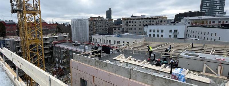 SKBs senaste byggnadsprojekt tar form med nästan 400 kooperativa hyresrätter i Kista, Gustavsberg och på Södermalm, planerade för inflyttning 2025. En satsning på hållbart boende och gemenskap för 93 000 medlemmar och regionen. Foto: SKB/Peter Svahn