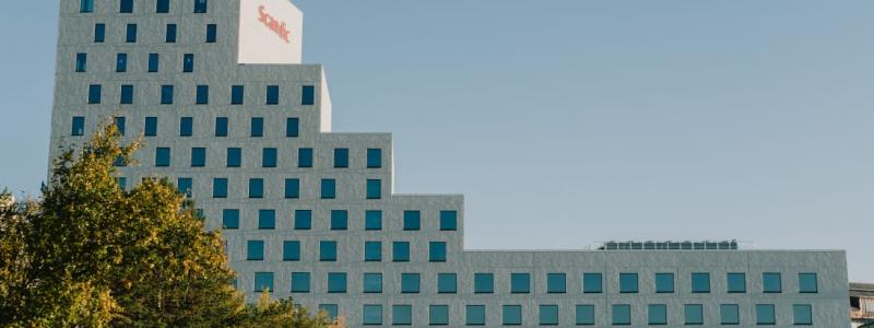 Inuti innehåller husets Skybar en stjärnhimmel med infällda spotlights som syns utifrån. Foto: Skanska