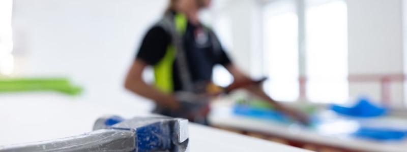 Andelen sökande till gymnasieskolans bygg- och anläggningsprogram ökar. Pressbild: Byggföretagen
