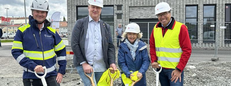 Första spadtaget brf Humlen. Pressbild: T-Byggen