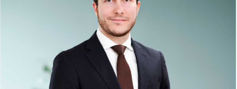 Christofer Bjerkhoel, biträdande jurist på Foyen Advokatfirma. Foto: Foyen