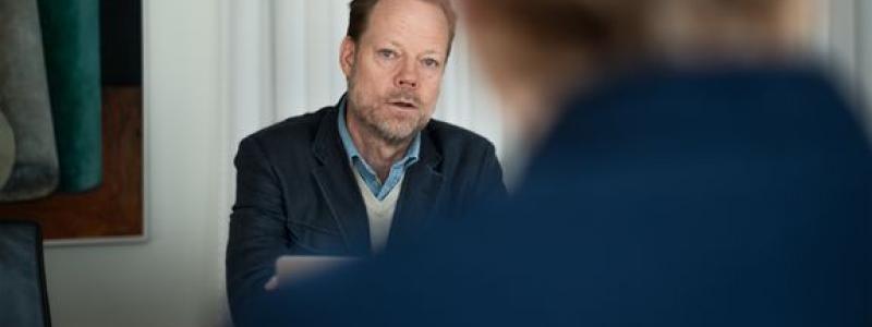 TMF:s bostadspolitiska expert, Gustaf Edgren. Lisa Hallgren