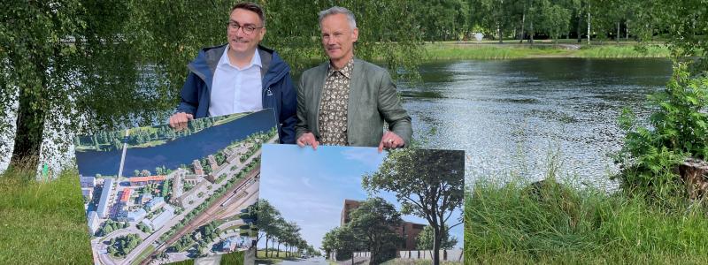 Stadsbyggnadsnämndens ordförande Erik Nilsson (KD) tillsammans med projektledaren Mikael Lundh. Skisserna på bilderna är framtagna av Afry.