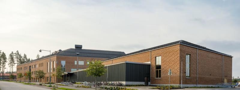 Projektet som omfattar 18 000 kvadratmeter beskrivs som ett av Sveriges största träbyggnadsprojekt. Fotograf: Jansin & Hammarling