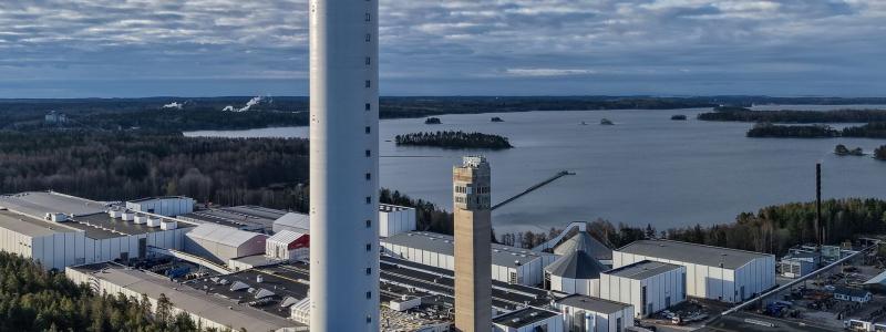 Tornet byggdes för att öka kapaciteten för produktion av högspänningskablar genom en vertikal vulkaniseringsprocess. Foto: Teemu Kiiskinen