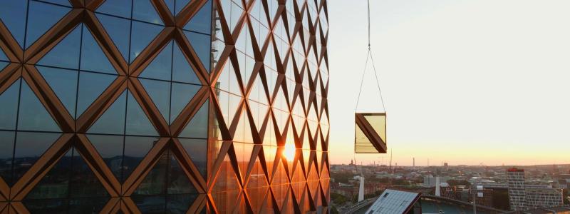 Kineum har byggts av NCC i Göteborg och är ritat av Reflex Arkitekter. Projektet är ett av 3 nominerade i kategorin Hotell och kontor i Årets Bygge 2023. Foto: Anton Adielsson