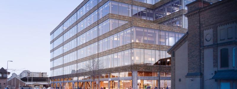 Magasin X ligger i anslutning till Uppsala Resecentrum.