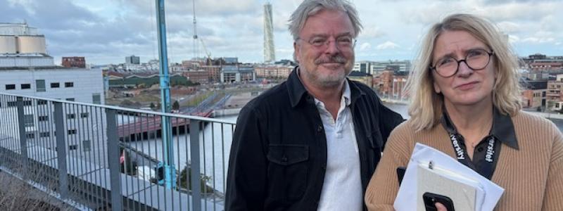 Bygg- och fastighetsforskarna Niclas Andersson och Karin Staffansson Pauli vid Malmö universitet har undersökt målkonflikter och utmaningar vid transformation av byggnader.  Pressbild: Malmö universitet