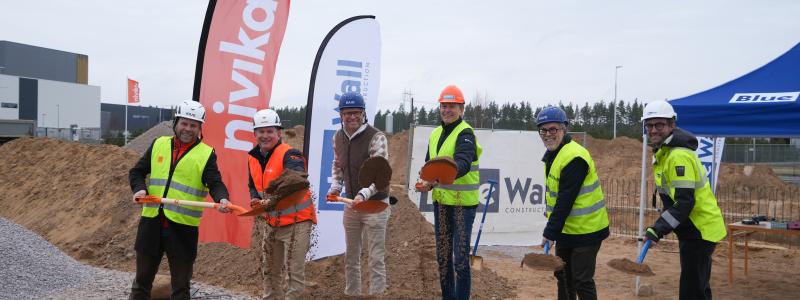 I bild från vänster: Thomas Hässledal, Preem AB, Sverker Källgården, Nivika Fastigheter, Daniel Stålhammar, Skum Biltvätt, Lars-Åke Nejdorff, Besikta Bilprovning, Sven Rydell, Näringslivschef, Jönköpings Kommun, Simon Danell, Blue Wall Construction AB Foto: Nivika