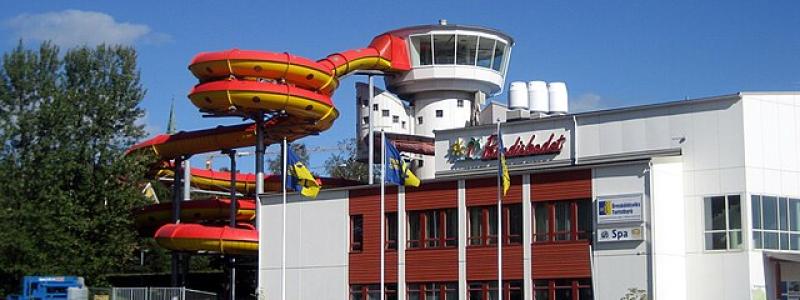 Paradisbadet i Örnsköldsvik. Foto: Petey21/Wikimedia Commons/https://commons.wikimedia.org/wiki/File:Paradisbadet_Ornskoldsvik.jpg