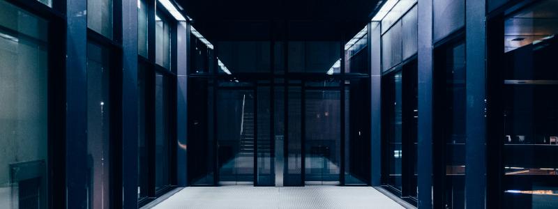 Skanska har tecknat avtal med atNorth om att bygga ut ett datacenter i Esbo i Finland. Foto: Paul Hanaoka / Unsplash