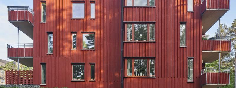 Samtliga gemensamhetsytor i huset ligger högst upp i huset. Bland annat innefattar dessa en stor takterrass. Fotograf: Åke E-son Lindman.