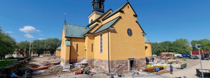 I juni 2019 inleddes etapp ett med omfattande utgrävning och sanering av källarvåningen, som då i princip bara bestod av underjord 
full med radon och mögel, efter ett byggfusk från 1930-talet. Foto: Robert Edman.