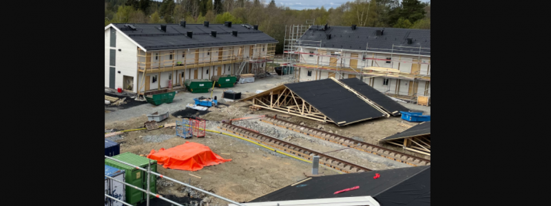 Kvarteret Kvarnbacken i Kåge är ett lyckat exempel på hur Skebo satsar på att bygga nyproduktion i ytterområdena. Här blir det lägenheter centralt i Kåge och naturskönt vid älven. Beräknad inflyttning är sommaren 2023. Foto: Skebo