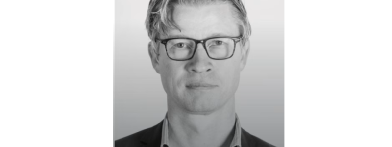 Petter Green, Director Digital Matter på White Arkiteker, talar på Byggmässan 2023.