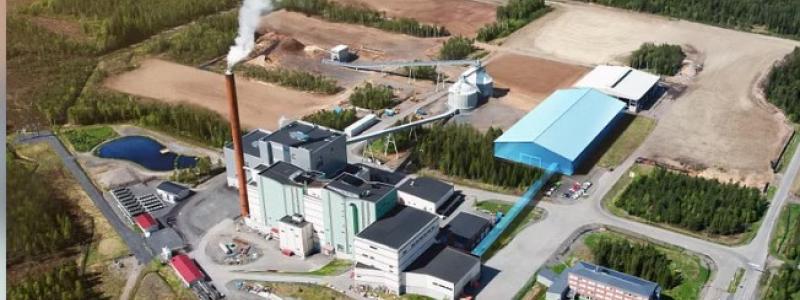 Här, i nära anslutning till Umeå Energis kraftvärmeverk, planeras den nya sorteringsanläggningen (i blått) för restprodukter att byggas. Om allt går enligt plan står den färdig i slutet av 2027. Foto Umeå Energi