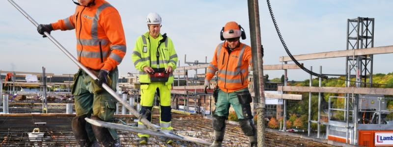 Byggarbetsplatser töms ofta helt på människor efter arbetsdagen och upptäcktsrisken för gärningspersonerna minskar. Det kan vara en förklaring till att det sker inbrott på byggarbetsplatser. Foto: Peter Steen