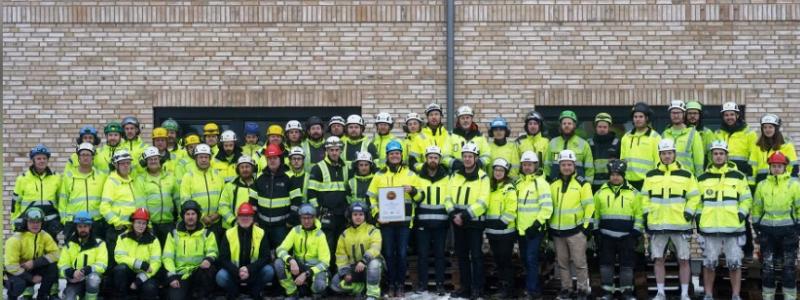 Stolta pristagare av kvalitetsutmärkelsen PQi – Utmärkt Projektkvalitet för projektet SäBo i Kil, med Kils kommun som beställare och ByggDialog som totalentreprenör i partnering.