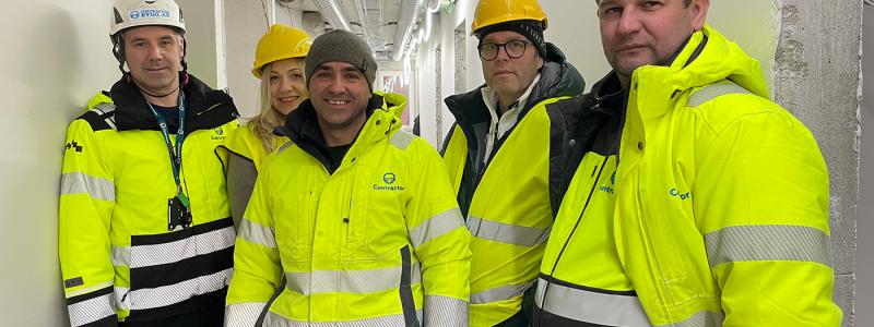 Contractor bygg i Umeå var först att anställa ukrainska flyktingar via branschens EU-finansierade projekt "En Schysst väg in i byggsverige" som drivs av Galaxen Bygg. Foto: Galaxen Bygg.