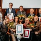 På GarBo-dagen 2026 delades utmärkelserna Årets initiativ, Årets branschsamarbete och Årets nollfelsaktör 2025 ut. På bilden vinnarna NFSB Nätverk för seriösa byggare, Projektet Robust egendomsskydd och LB-Hus. Foto: Linda Eliasson