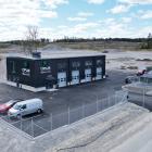 Byggnationen avser en bilprovsanläggning med  tillhörande uppställningsyta. Foto: Opus