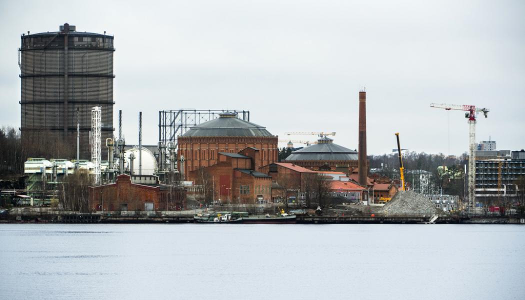 Claudio Bresciani/TT: Norra Djurgårdsstaden i Stockholm där området runt de gamla gasklockorna anses särskilt kulturhistoriskt värdefullt, ska byggas om till både bostäder, kommersiella ändamål och kulturlokaler. Arkivbild.