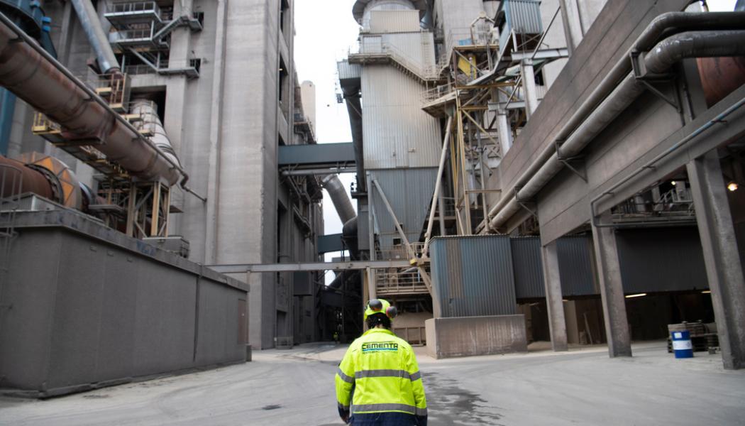 Fredrik Sandberg/TT: Cementas cementfabrik i Slite på Gotland. Arkivbild.