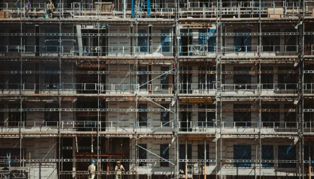 Affärskonsulterna Navet AB beräknar att den totala underhållsvolymen inom bostäder och lokaler under 2021 ökade med närmare 3 procent. Foto: Navet AB
