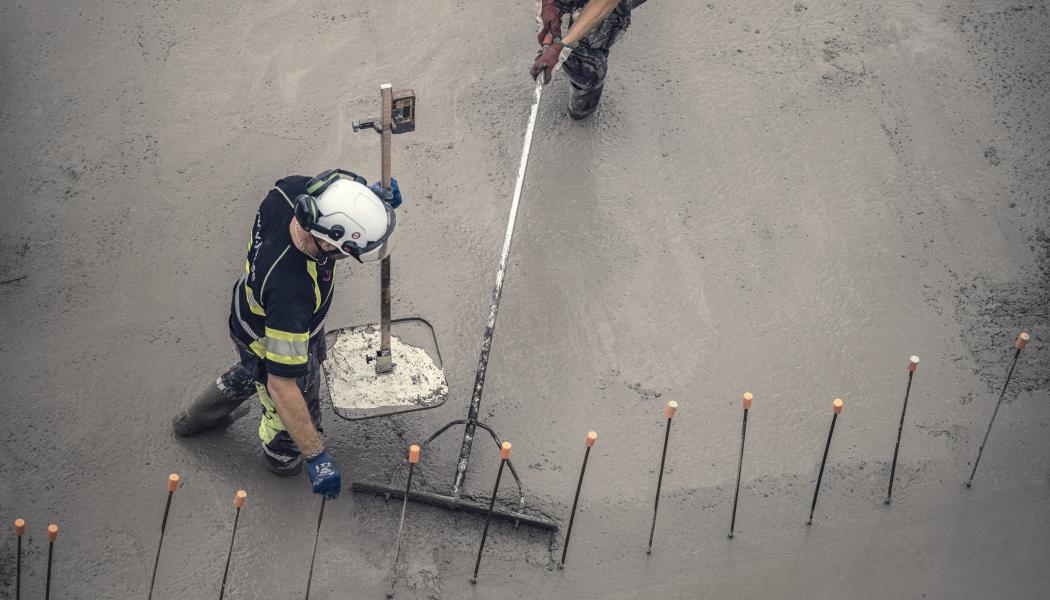 Cement och betong står för mellan 5 och 8 procent av de globala koldioxidutsläppen. Foto: Gustav Kaiser