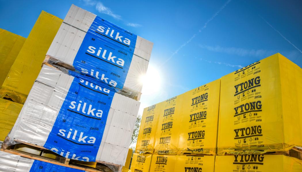 En ny rapport från Niras, framtagen med hjälp av modeller och beräkningar från Xella, visar att det finns stora CO2-besparingar att göra genom att välja rätt väggmaterial och att granska hållbarhetsdeklarationer ur ett holistiskt perspektiv. Bildrättigheter: Xella