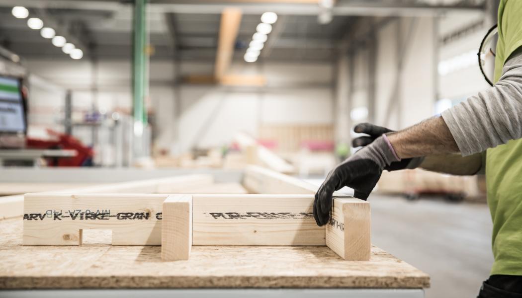 Gran dominerar i byggbranschen, men furu har liknande egenskaper och skulle kunna användas i betydligt större utsträckning.
Foto: Derome