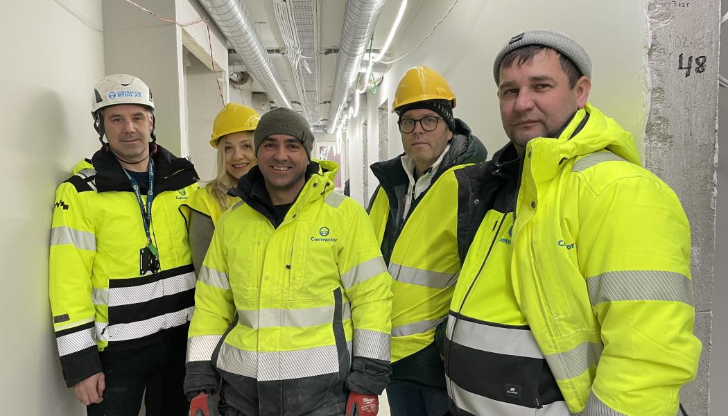 På företaget Contractor i Umeå anställdes tre av de första ukrainska flyktingarna via projektet.