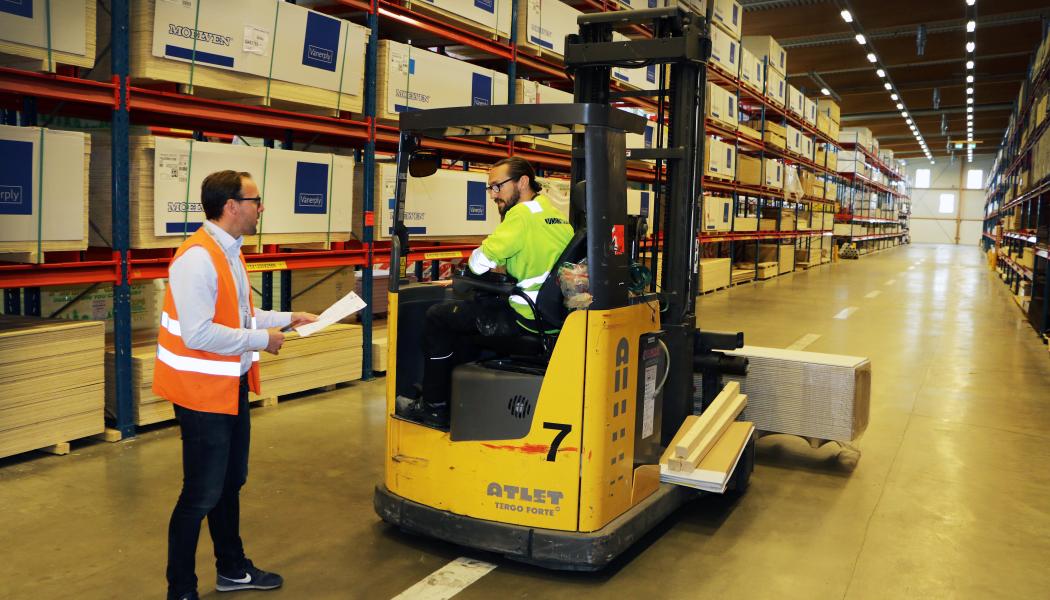 Svag volymtillväxt i byggmaterialhandeln under andra kvartalet