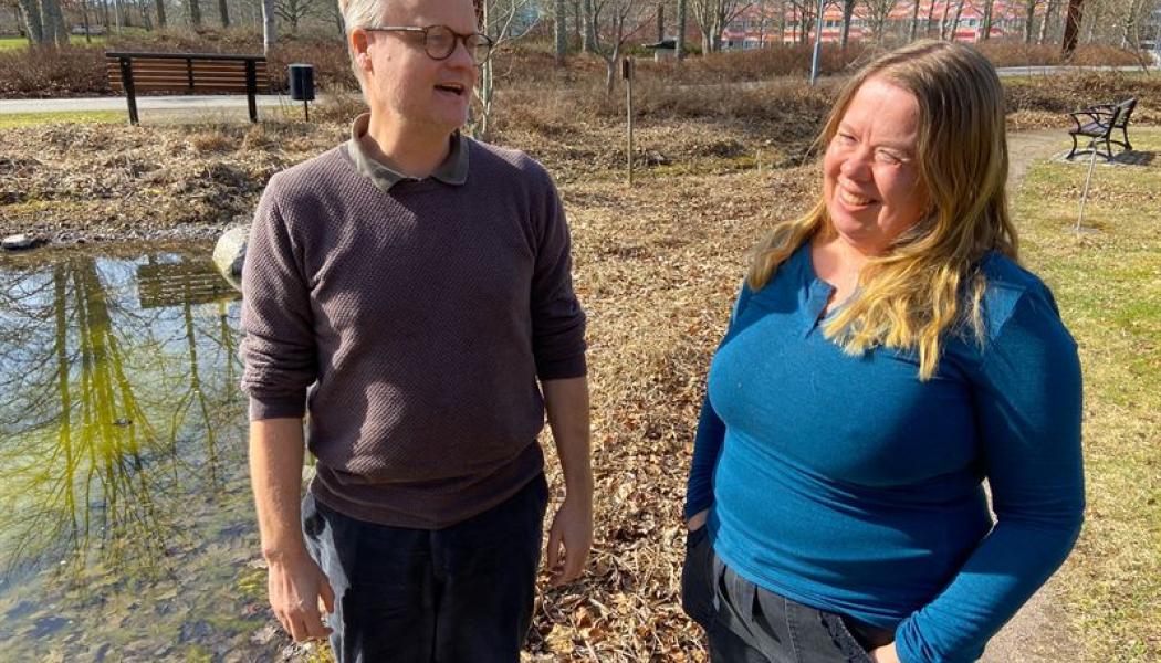 Fotograf: Jonas Roslund

Biträdande professor Mattias Hjerpe och universitetslektor Sofie Storbjörk vid Tema Miljöförändring på Linköpings universitet.
