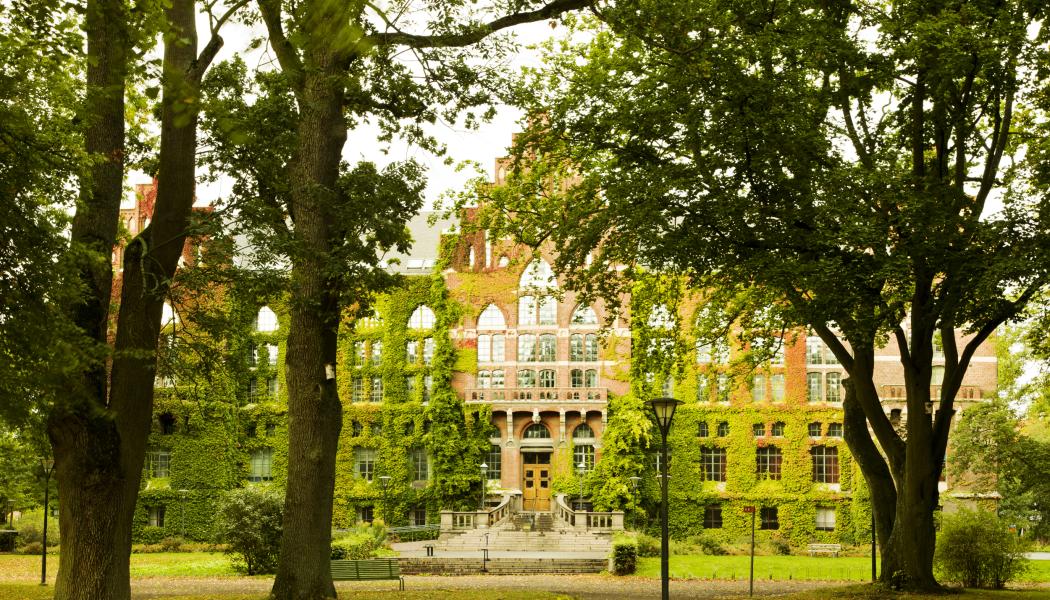 Universitetsbiblioteket stod klart 1907 på Helgonabacken i Lund. Foto: Akademiska Hus