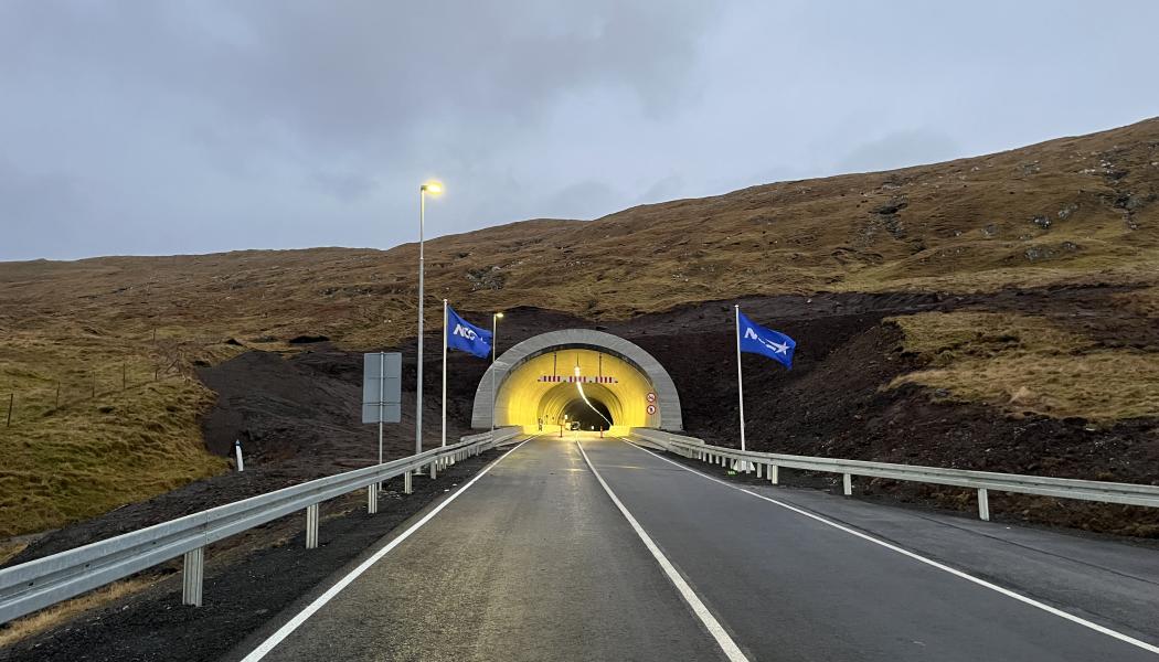 Tunnelöppning av Sandoytunneln. Foto: NCC