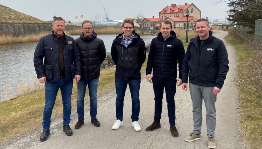 Projektgruppen med Varbergs Fastighets AB och MVB Väst AB. Foto: MVB