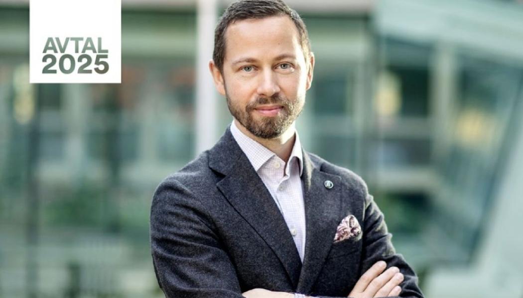 Martin Ulfving, arbetsrättsjurist och samordningsansvarig för Väg- och banavtalet, Byggföretagen. Pressbild: Byggföretagen