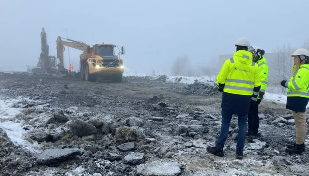 Området kring den raserade delen av E6 är komplext med olika utmaningar i olika zoner. Foto: Trafikverket
