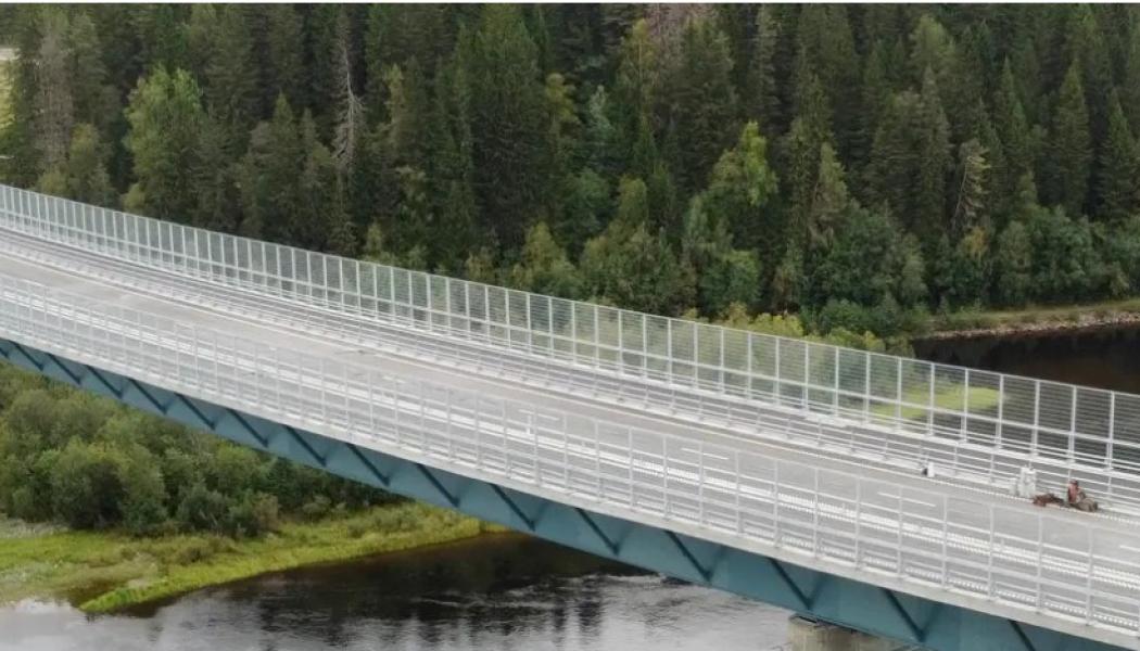 Umeå är Norrlands största stad och tidigare passerade både E4 och E12 med mycket tung trafik genom staden med stora miljö och trafiksäkerhetsproblem som följd. Foto: Trafikverket