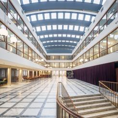 Renoveringens syfte var att möjliggöra bankettsittning för 480 gäster, skapa serveringskök, två barer, garderober och toaletter i en K-märkt byggnad med höga bevarandekrav. Foto: Felix Gerlach